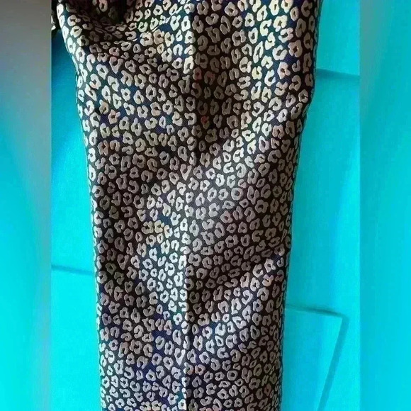 KATE SPADE - Jacquard Contemporary Cheetah Print Size 4 Pants. - Picture 4 of 12